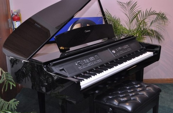 Yamaha CVP-709GP