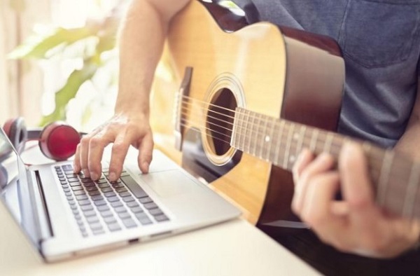 bí quyết học đàn guitar hiệu quả