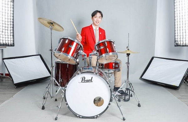 học chơi trống giúp giảm căng thẳng