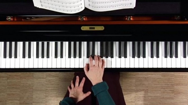người mới nên chọn đàn piano có bao nhiêu phím