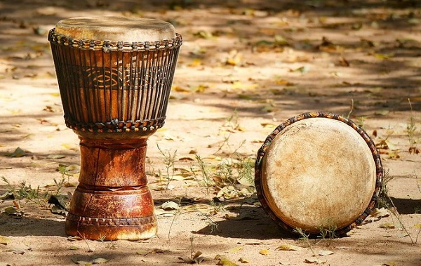Trống Djembe