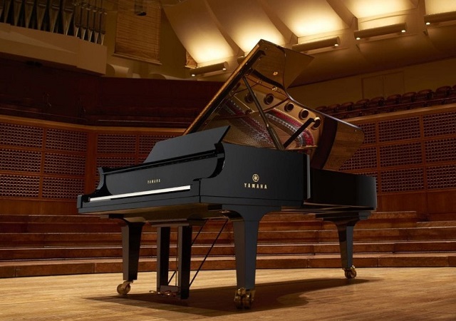 yếu tố ảnh hưởng đến giá đàn piano cơ