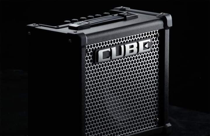 Amplifier Roland Cube-10GX