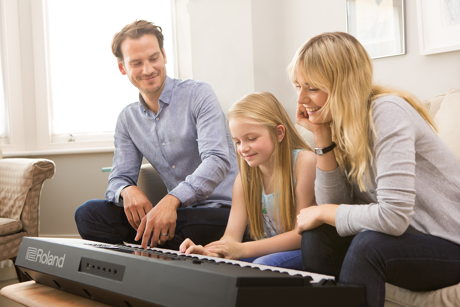 Đàn organ Roland E-X20a