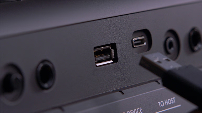 organ Yamaha PSR-E583