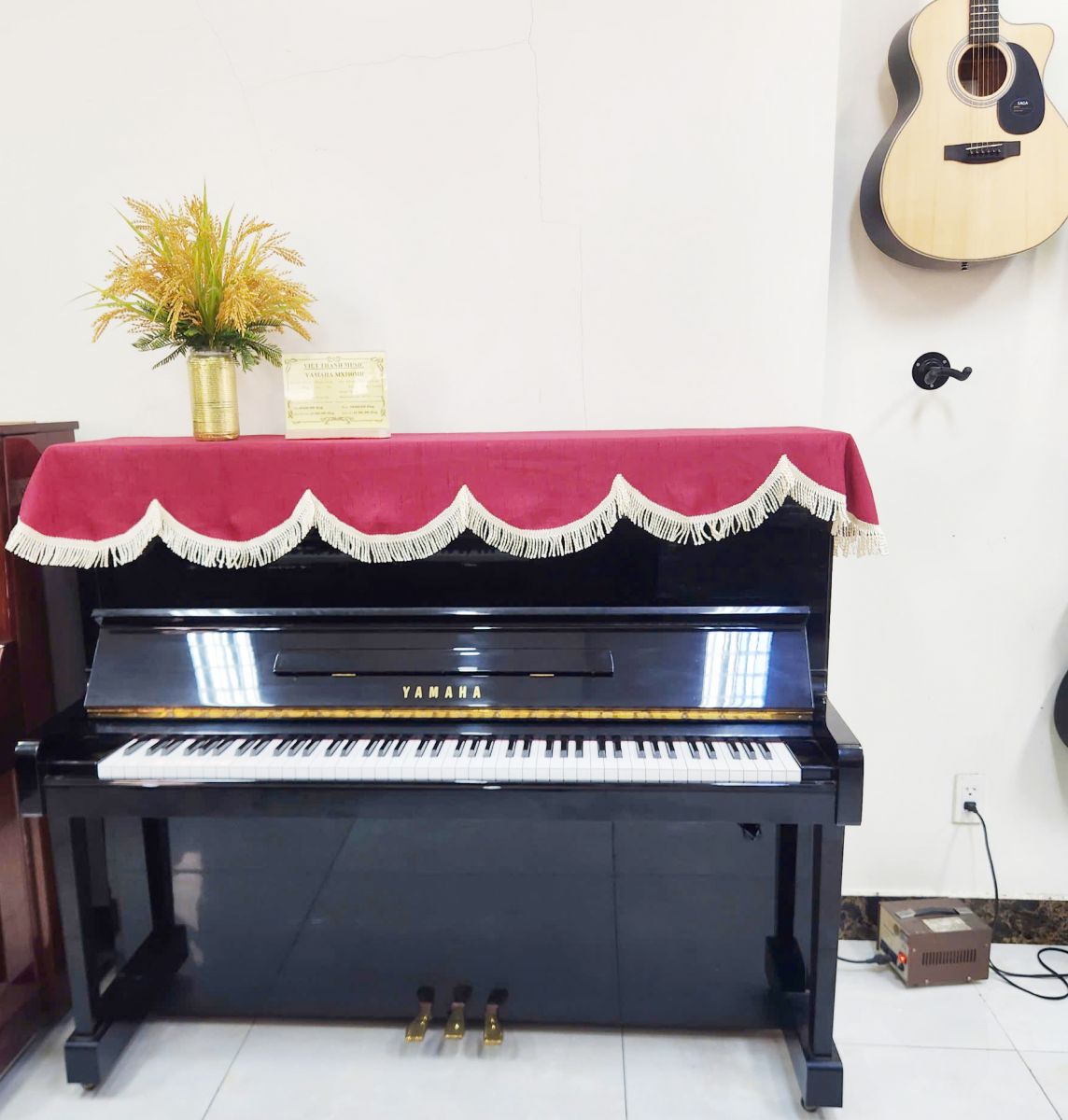 piano yamaha MX100MR