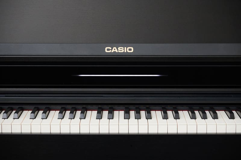 ban phim piano dien ap550