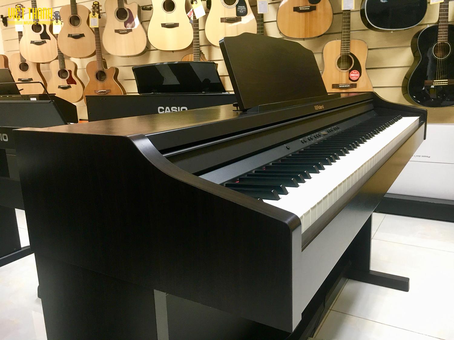 Roland RP-302 Bàn phím Ivory Feel-G