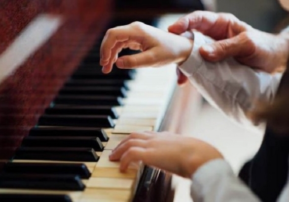 Hướng Dẫn Luyện Ngón Piano Cơ Bản
