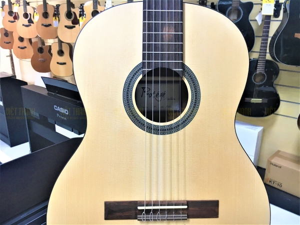 Guitar Classic Cordoba C1M