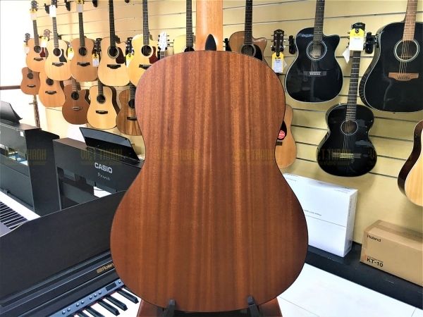 Guitar Classic Cordoba C1M