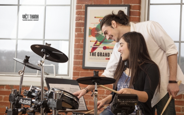 Bộ trống Alesis Surge Mesh Kit