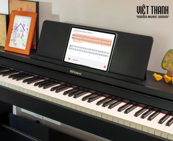Đàn piano điện Roland RP107