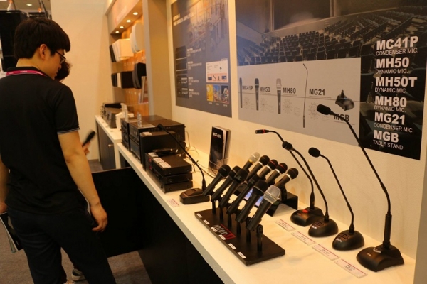 Đế micro cổ ngỗng Inter-M MGB