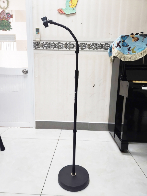 Chân micro Soundking DD028