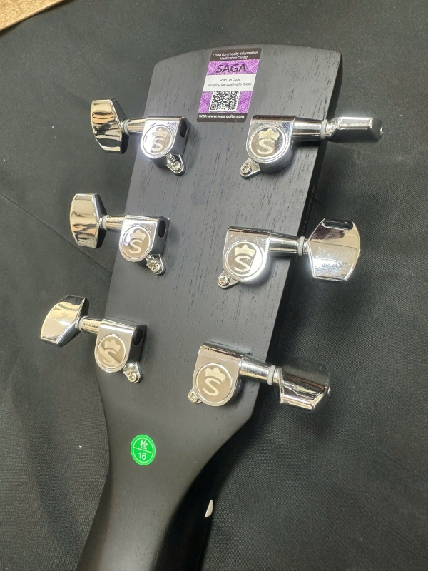 Đàn guitar Saga SF600GCE-BK