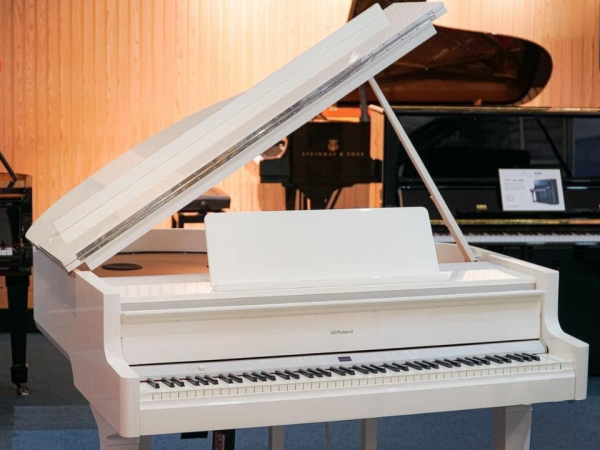 Đàn piano điện Roland GP-9M-PW