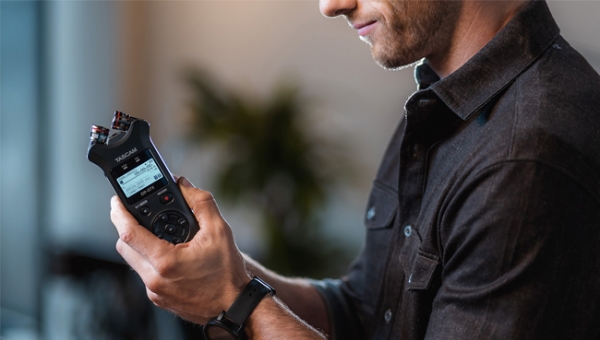 Máy ghi âm cầm tay Tascam DR-07X