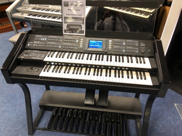 Organ Ringway RS800