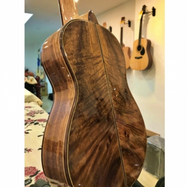 Ukulele vân gỗ M2