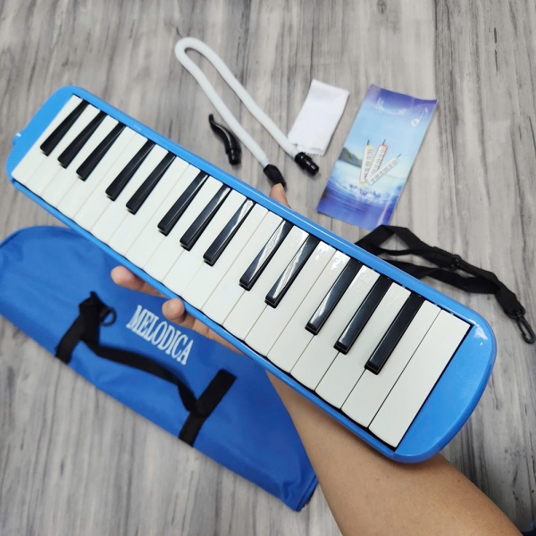 Kèn phím Melodion Melodica