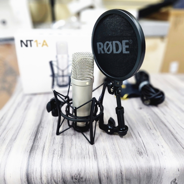 Micro phòng thu Rode NT1