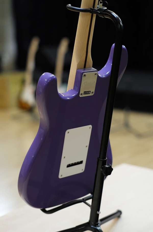 Guitar điện SQUIER SONIC STRAT LAUREL ULTRA VIOLET #0373150517