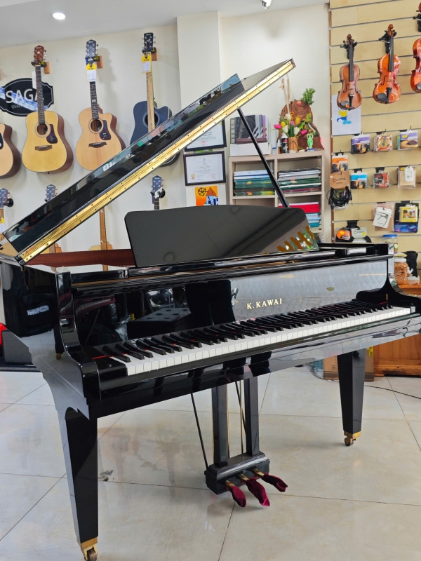 Đàn piano Kawai GM-12
