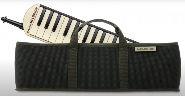 Kèn phím Melodion Suzuki MFR-32