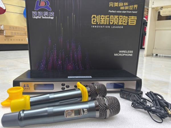 Microphone không dây cầm tay Lingrui LR-69B