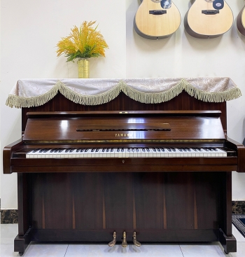  Đàn Piano Yamaha U1E
