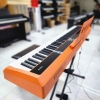 Piano Điện Kurtzman P215 màu cam